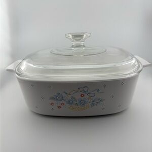 Corningware Country Cornflower 2Lt with Lid